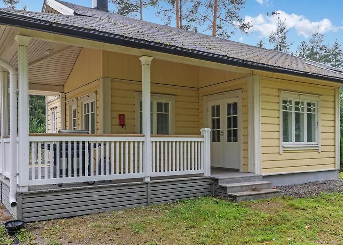 Kuusikko By Interhome * Lamppi